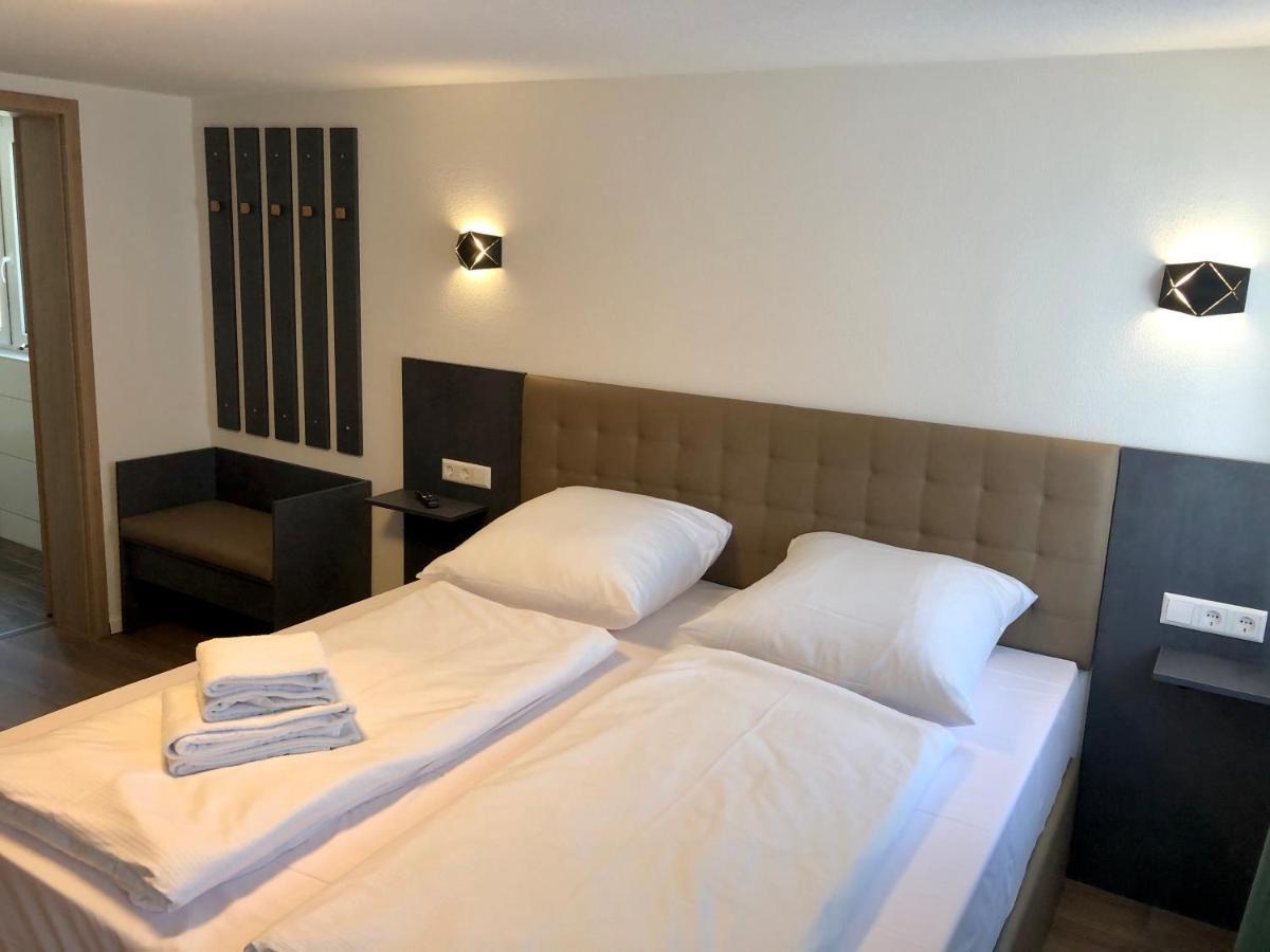 מצינגן City Apartments, Outlet 100 Meter מראה חיצוני תמונה